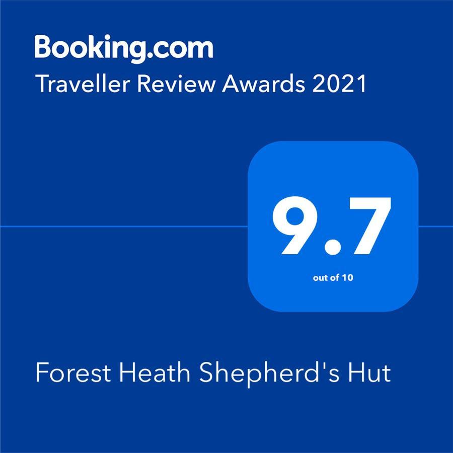 Forest Heath Shepherd'S Huts Ringwood Bagian luar foto